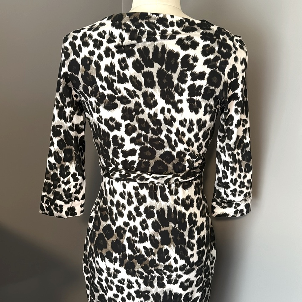 Diane von Furstenberg Wrap Dress - Picture 4 of 5